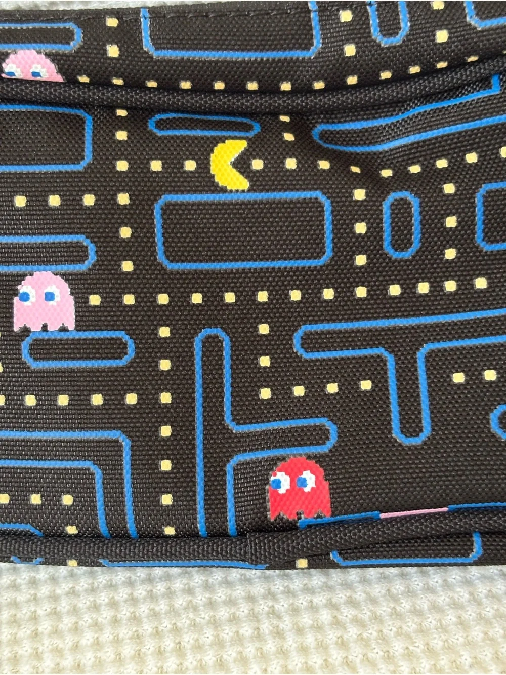 Gear-Up PAC-MAN™ Pencil Case Glows in the dark. , seems to be like new
